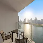 Magnificent Studio In Business Bay With A Pool & Gym