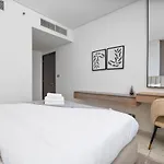 Nasma Luxury Stays - Elegant 1Br With Stunning View Of Park Avenue