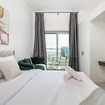 Charming Studio At Bella Rose Barsha South By Deluxe Holiday Homes