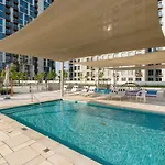Modern 2 Bedroom Amazing Amenities And Location