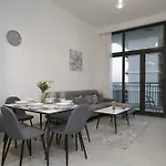 Spacious 1 Bedroom In Peaceful Community