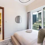 Oraya - Canal-Side Comfort Close Burj Khalifa & Dubai Mall