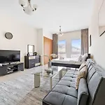 Cozy Studio In Jvc