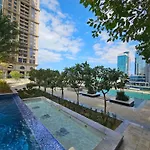 Welhome - 3Br Apt Located Directly On The Dubai Water Canal