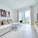 Luxury 2B In Downtown Views With Balcony And Burj View