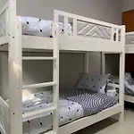 Rest N Ramble Hostel Near Adcb Metro Station