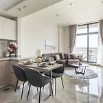 Frank Porter - Majestique Residence