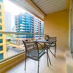 1Br Spacious Apartment In Marina Sail By Pk Holidays