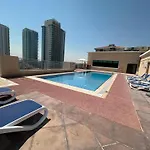 Lux Bnb I Una Tower I Lakes View