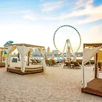 5 Star Serviced Apartment With Beach Access In The Heart Of Dubai Marina Free Welcome Gift Box Upon Arrival
