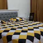 Master Bedroom For Short Stay In Dubai By Mauon Tourism