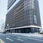 Luxury 2Br Paramount Midtown Infinity Pool Business Bay Dubai