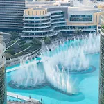 Lavish 2 Bedroom I Burj Khalifa & Fountain Views I Free Gym, Pool, Parking, Wi-Fi And Ps5 I By Skyline Serenity