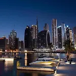 Luxury Burj Khalifa View - Mins Walking Dubai Mall