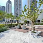 Stylish 2-Bed Oasis With Pool In Peaceful Creek Harbour