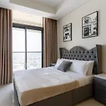 1Br Apartment In Business Bay, Aykon City