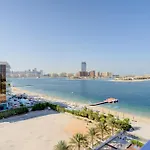 Stylish Palm Jumeriah 1-Bed With Private Beach