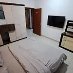2 Bedroom With 4 King Size Beds