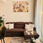 Modern 1Br Apt In Jvc With Pool & Gym