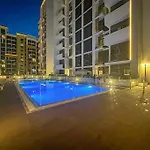 First Class 1Br Luxury City Escape