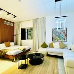 Private Rooms In 3 Bedroom Apartment Skynest Homes Marina Pinnacle