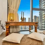 Wabi-Sabi Style Fountain-View 4 Bedroom Apt In The Sky