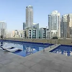 Airy And Cozy 2-Bedroom Apartment With Marina Views In Dec Tower 2