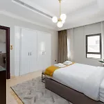 Frond D, Beachfront Villa, Palm Jumeirah - Mint Stay Homes
