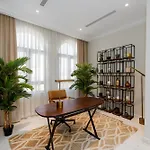 Frond D, Beachfront Villa, Palm Jumeirah - Mint Stay Homes