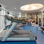 Dancenter Prime Sheikh Zayed Road Luxury Difc