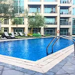 Luxurious Studio In Downtown Dubai