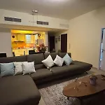 Room For Rent, African Inspired Style With Stunning Sea View In Jbr