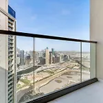 Luxury 3Br Apt With Balcony & Views, Aykon Tower