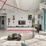 Luxe 3-Bedroom Sky Retreat In Dubai Marina