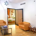 Everest International Hotel