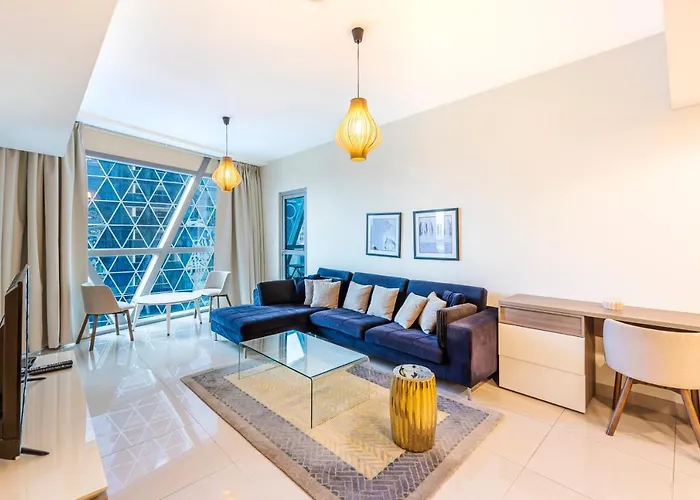 Spacious 1 Bed City View Park Tower Difc