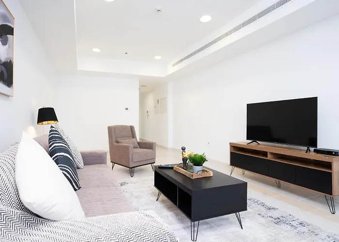 Vibrant - Prime Location Dubai Marina - Near Metro