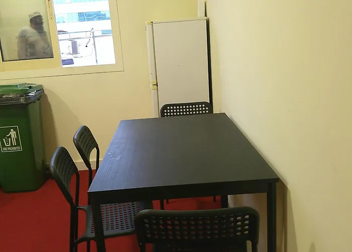 Ruby Star Hostel Dubai 303
