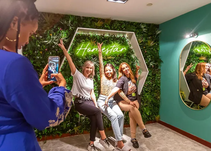 Homestar Deluxe Jbr Meditation & Wellness Hostel