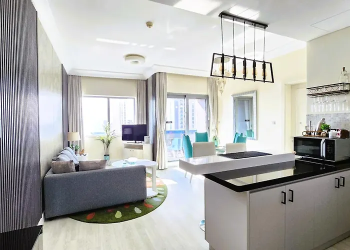Elegant Apartment With Burj Khalifa View, Downtown