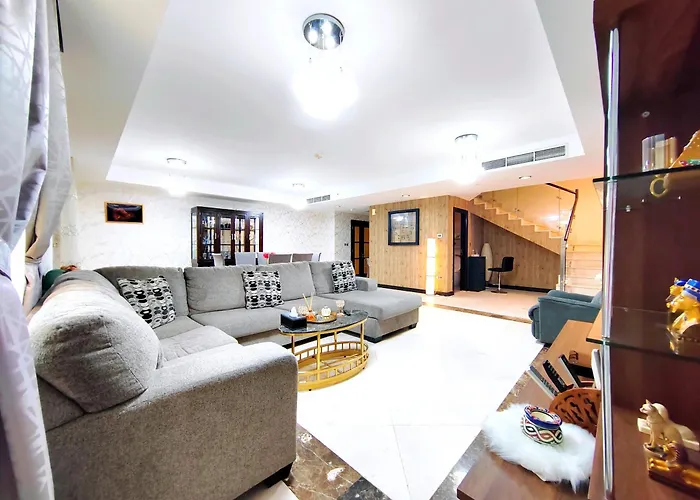 4-Bedroom Villa With Huge Private Garden On Jbr