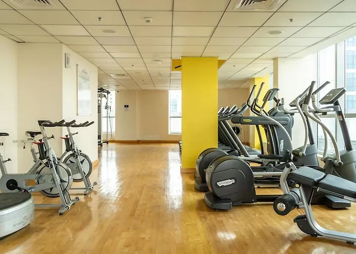 1Br For 4 Guests In Marina Crown