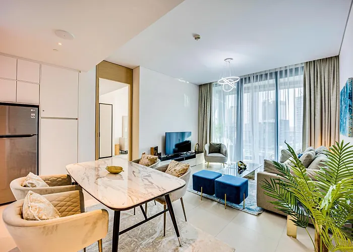 Spacious Apartment In Address Beach Residence