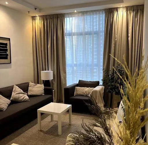 Ain Dubai View 1 Bedroom In Dubai Marina