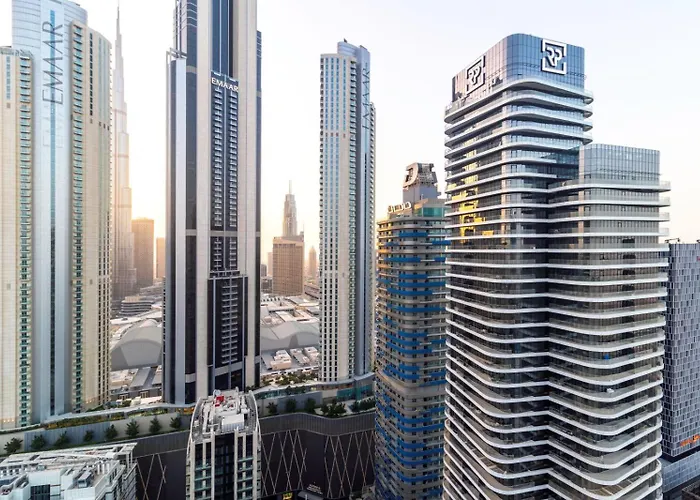 Damac Upper Crest In Downtown Holiday Homes