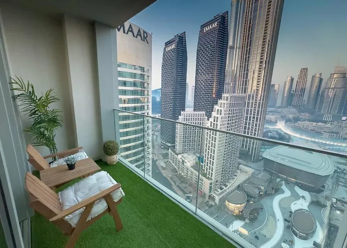 3Br In Forte Tower W Maid\'Sroom
