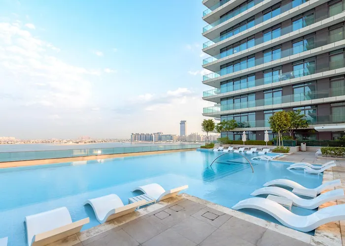 Opulent & Chic - 1 Bedroom - Beachfront