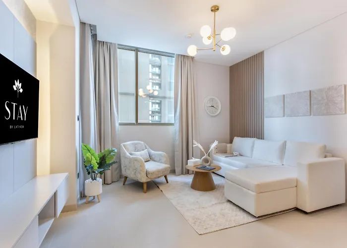 Stay By Latinem Luxury 2Br Holiday Home Cv A813 Near Burj Khalifa