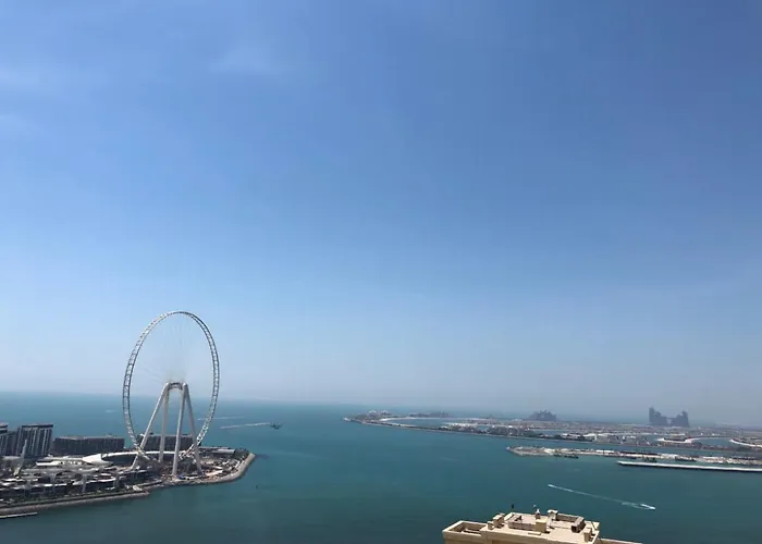 Sea View 2Br In Jbr