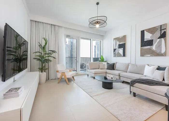 Captivating 1Br Apartment In Dubai Creek Harbour
